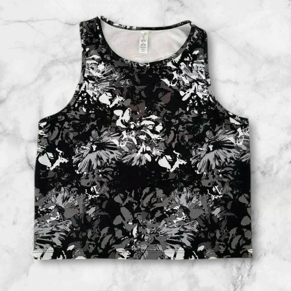 🆕Women’s Marika Balance Collection Crop Top - Picture 5 of 16